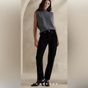 Banana Republic THE STRAIGHT CORDUROY PANT
SIZE 29